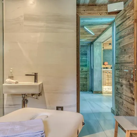 Chalet De Luxe Proche Du Village De *