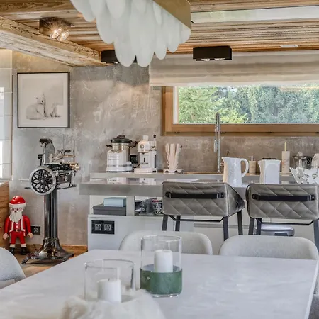 De Luxe Proche Du Village De