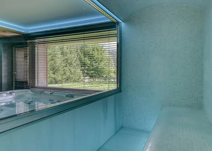 De Luxe Proche Du Village De Chalet *